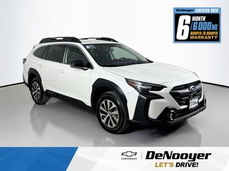 Used 2023 Subaru Outback Premium AWD/4WD video 1