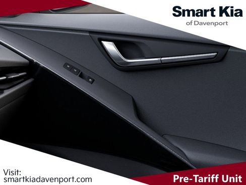 New 2025 Kia Niro LX image 25