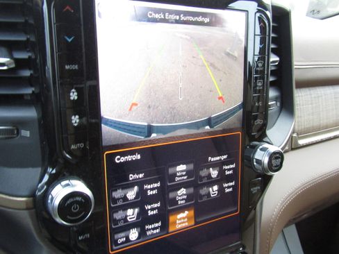 Used 2019 RAM 1500 Limited image 27