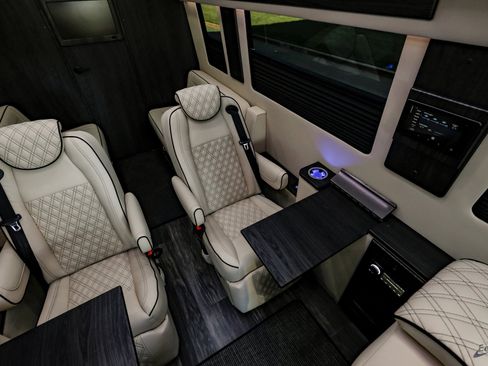 Used 2025 Mercedes-Benz Sprinter 3500 image 86