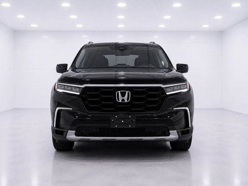 Used 2025 Honda Pilot EX-L image 8