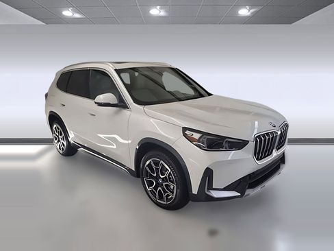 Used 2025 BMW X1 xDrive28i w/ Convenience Package image 27