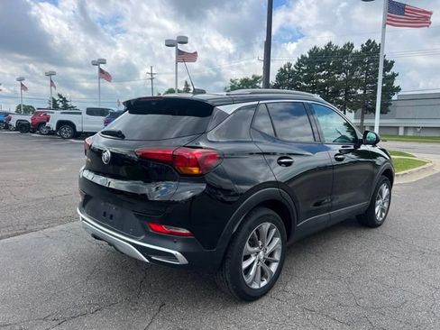 Used 2022 Buick Encore GX Essence w/ Advanced Technology Package AWD/4WD image 5