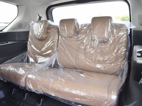 New 2027 INFINITI QX80 Luxe w/ Cargo Package RWD image 24