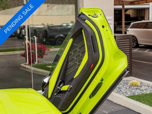 Used 2025 Lamborghini Revuelto AWD/4WD image 26