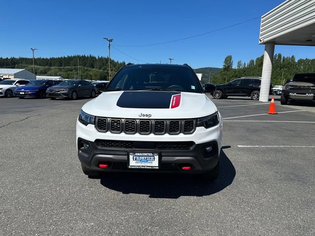 Used 2025 Jeep Compass Trailhawk AWD/4WD image 8