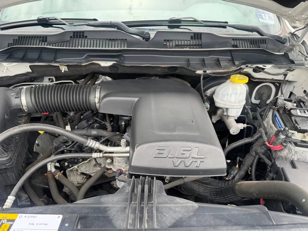 Used 2019 RAM 1500 Express w/ Express Value Package AWD/4WD image 11