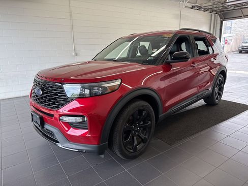 Used 2022 Ford Explorer ST-Line w/ Class IV Trailer Tow Package RWD image 4