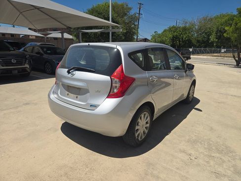 Used 2015 Nissan Versa Note SV FWD image 3