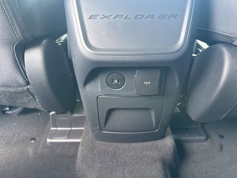 New 2026 Ford Explorer Active image 23