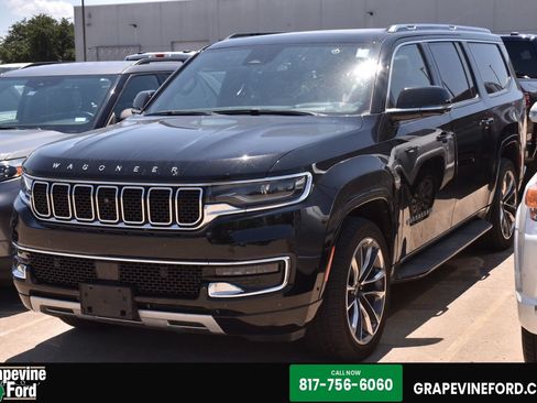 Used 2024 Jeep Wagoneer L Series II w/ Convenience Group I AWD/4WD image 1