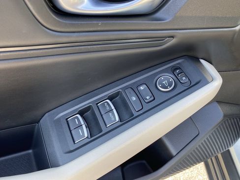 Used 2023 Honda Accord EX image 18