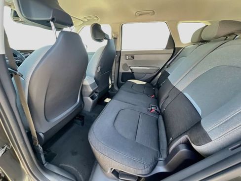 New 2027 Kia Seltos S FWD image 23