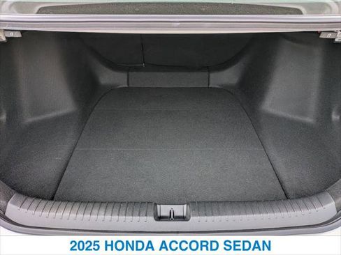 Certified 2025 Honda Accord SE image 23