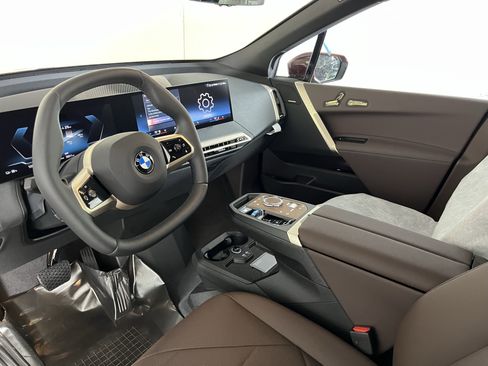 New 2026 BMW iX xDrive45 w/ Executive Package image 27