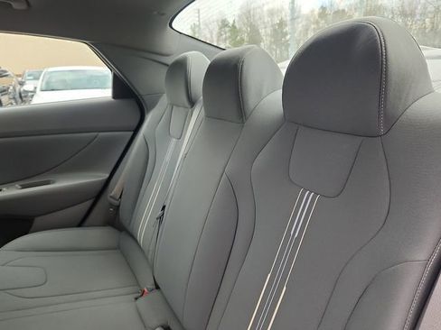 Certified 2023 Hyundai Elantra SEL w/ Convenience Package FWD image 24