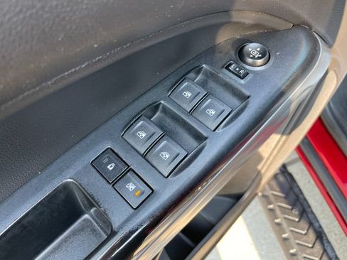 Used 2017 Chevrolet Colorado ZR2 AWD/4WD image 21
