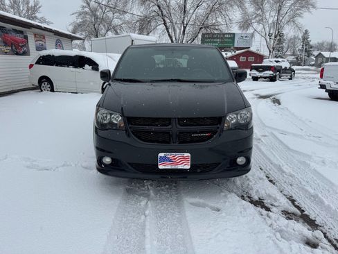 Used 2016 Dodge Grand Caravan R/T w/ Safety Sphere Group image 3