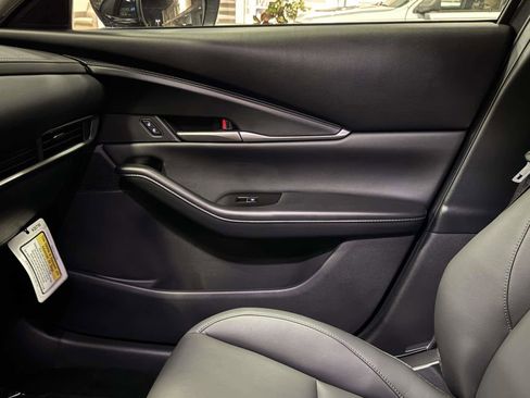 Certified 2025 MAZDA CX-30 AWD 2.5 S w/ Select Sport Pkg image 23