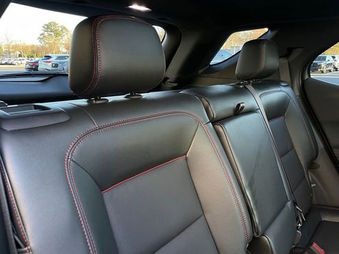 Used 2024 Chevrolet Equinox RS w/ RS Leather Package image 37