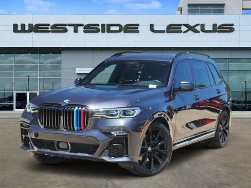 Used 2021 BMW X7 xDrive40i w/ M Sport Package AWD/4WD image 1
