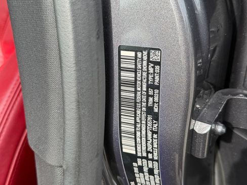 Used 2023 Alfa Romeo Stelvio Sprint RWD image 20
