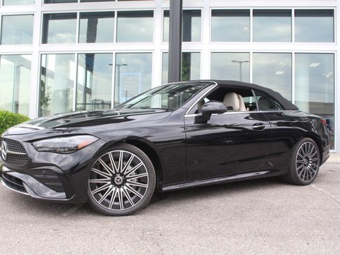 New 2026 Mercedes-Benz CLE 300 4MATIC Cabriolet image 2