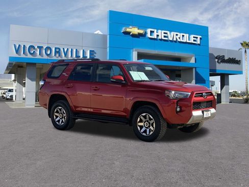 Used 2024 Toyota 4Runner TRD Off-Road Premium image 3