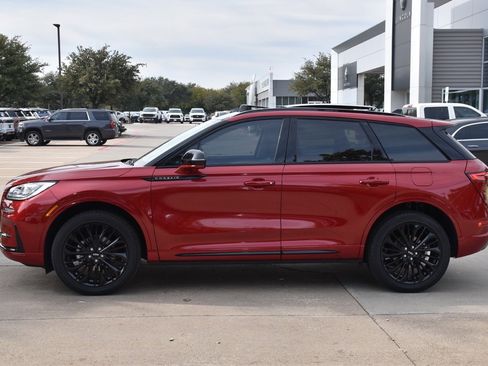 New 2026 Lincoln Corsair Reserve image 11