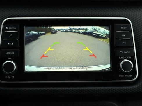 Used 2022 Nissan Kicks S image 29