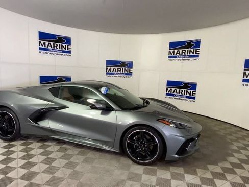 Used 2022 Chevrolet Corvette Stingray Preferred Cpe w/ Battery Protection Package RWD image 3