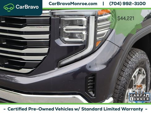 Certified 2025 GMC Sierra 1500 SLT AWD/4WD image 10