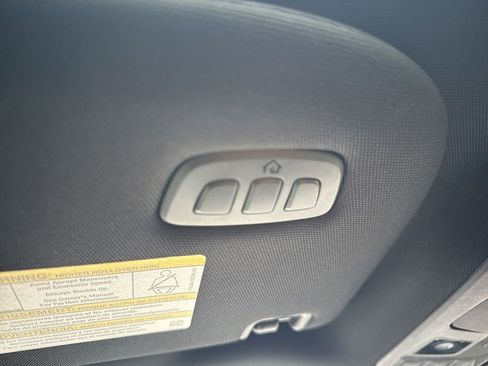 Used 2022 Lincoln Navigator Reserve AWD/4WD image 28