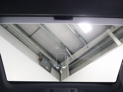 Used 2023 Volkswagen Arteon SEL image 25