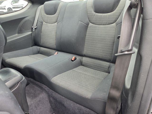 Used 2015 Hyundai Genesis 3.8 RWD image 10