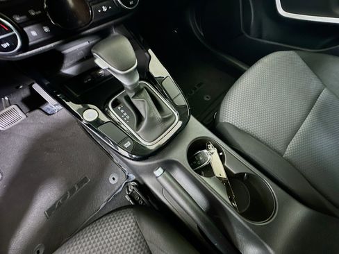 Used 2023 Kia Soul S FWD image 22