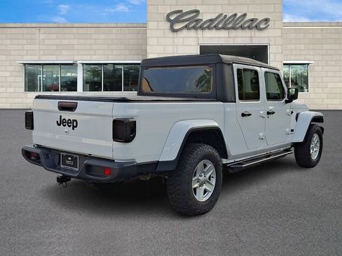 Used 2022 Jeep Gladiator Sport AWD/4WD image 8