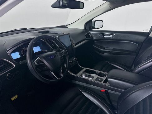 Used 2024 Ford Edge SEL image 27