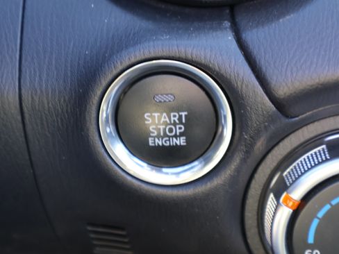 Used 2024 MAZDA MX-5 Miata RF Grand Touring image 32