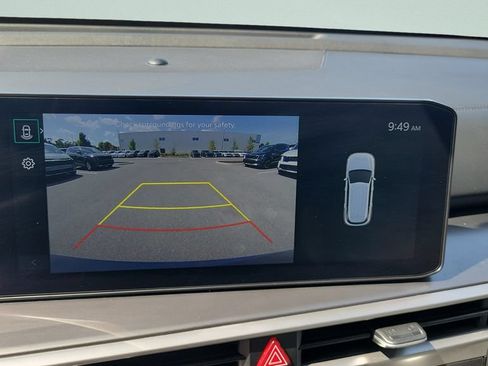 Used 2024 Kia Sorento S w/ Panoramic Sunroof Package FWD image 17