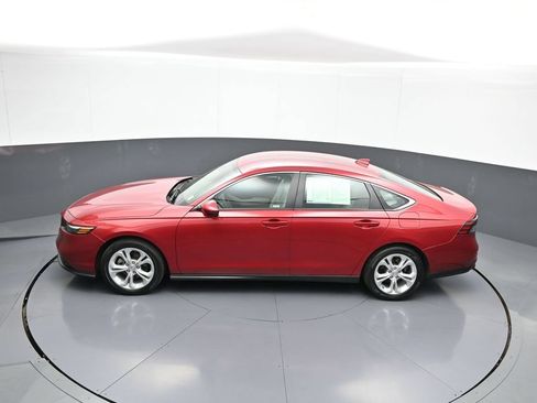 Certified 2023 Honda Accord LX image 40