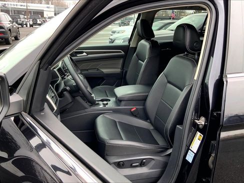 Used 2022 Volkswagen Atlas SE image 8