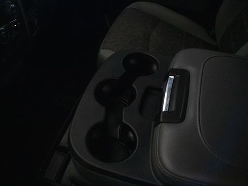 Used 2015 RAM 2500 Big Horn image 29