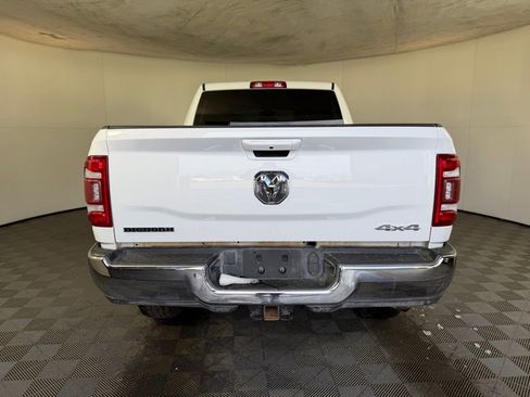 Used 2022 RAM 2500 Big Horn w/ Level 1 Equipment Group image 9