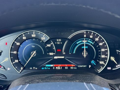 Used 2018 BMW 530e xDrive image 24