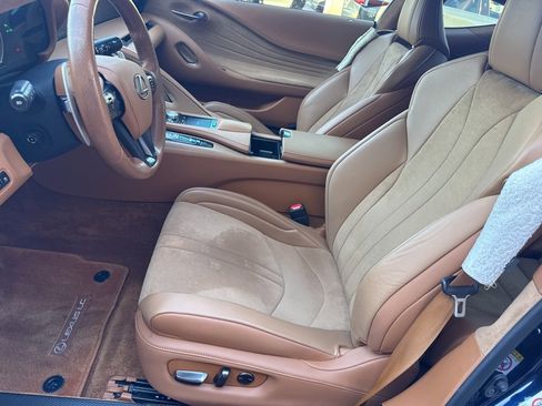 Used 2018 Lexus LC 500 Coupe image 25