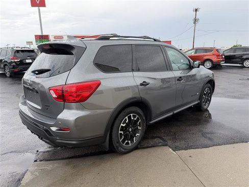 Used 2020 Nissan Pathfinder SL AWD/4WD image 7