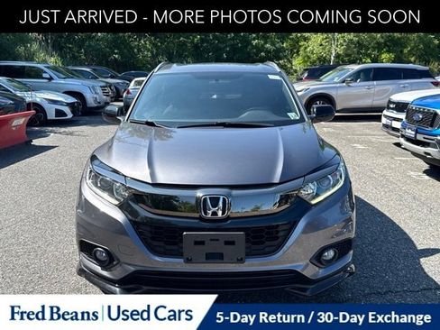Used 2022 Honda HR-V Sport image 2