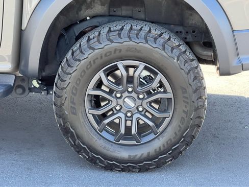 Used 2025 Ford Ranger Raptor AWD/4WD image 14