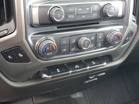 Used 2019 Chevrolet Silverado 1500 LT w/ All Star Edition image 19